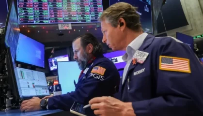 午盘：美股继续上扬 道指再创新高