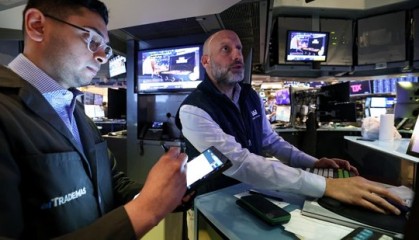 市场消化鲍威尔讲话内容，美股三大指数走低