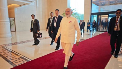 习近平会见印度总理莫迪