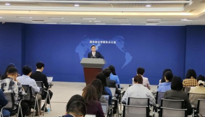 赖清德“卖台跪美”,特朗普却提及“统一”