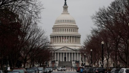 “停摆”继续 美参议院未能推进共和党提出的临时拨款法案