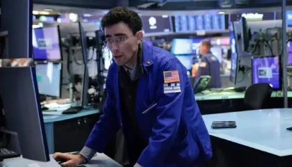 收盘：美股收涨纳指创新高 华尔街本周强势收官