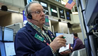 10月24日收盘：美股收高纳指涨逾200点 市场关注财报与贸易局势