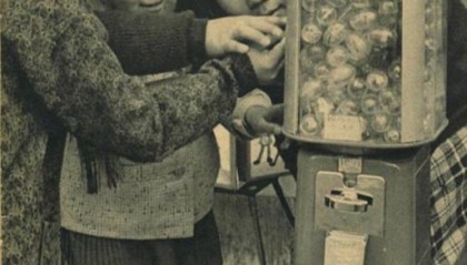 从扭蛋到盲盒:小钱买到小快乐