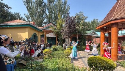 砥砺奋进七十载天山南北谱华章丨活力新疆奔涌向前