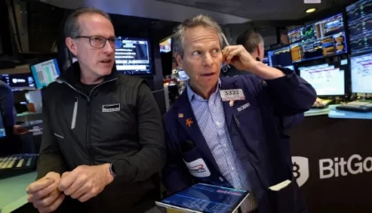 尾盘：美股涨跌不一 道指下跌逾400点