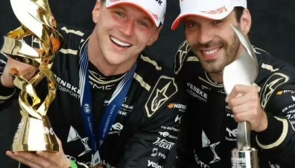 老凤祥终于急了