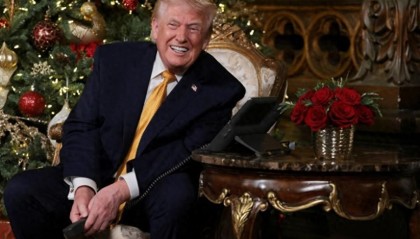 太平洋小国人口仅1.8万，接盘75名特朗普驱逐者，赚1550万美元