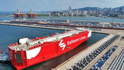 加拿大总理访华期间主动松绑电动汽车进口，美国反华政客坐不住了？