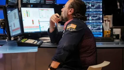 收盘:美股周一收高 纳指与标普指数再创新高