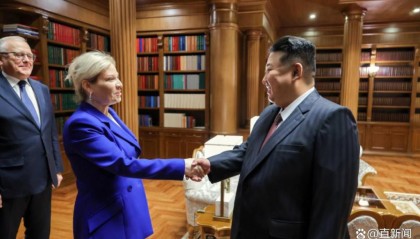 金正恩再次携女出席重要活动