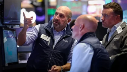 10月1日收盘：道指与标普齐创新高，市场押注政府停摆短暂