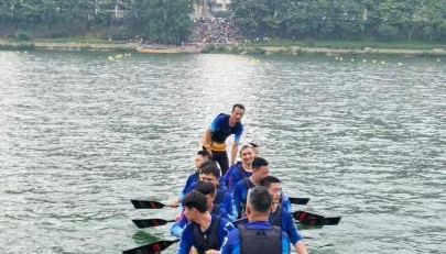 哈萨克斯坦青年与龙舟的“不了情”：赴华“取经”架起文化桥