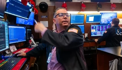 10月14日收盘：特朗普软化立场，美股周一收高