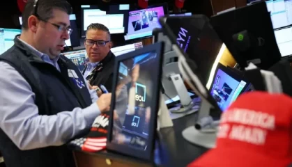 收盘：美股小幅收高 市场关注特朗普关税司法角力