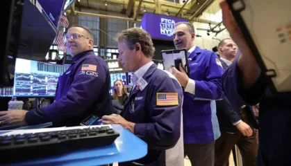 早盘：美股涨跌不一 标普指数小幅下跌