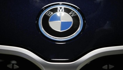 宝马大降价，最高直降30万元！20.8万元就能买到宝马车，公司：这不是“价格战”