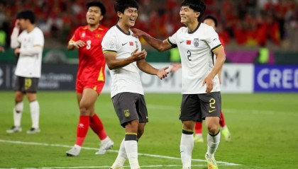 中国男足22年后再进亚洲杯决赛！5场0失球刷爆5纪录赢日本就夺冠