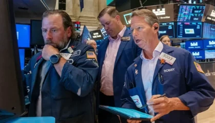 午盘：美股午盘走低 特朗普贸易战令避险情绪升温