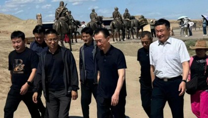 王健林，罕见现身！