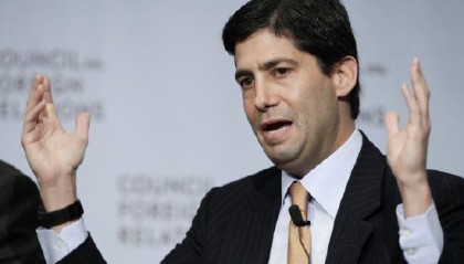 尾盘：美股维持下跌局面 金银价格暴跌