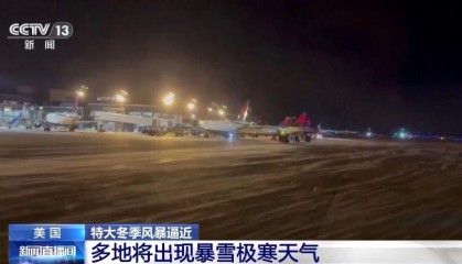 超市货架遭抢空，上万架次航班取消！美国22个州进入紧急状态，中领馆提醒