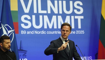 乌克兰总统与北约秘书长会晤讨论俄乌谈判及北约对乌支持