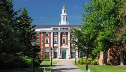 美国政府禁止哈佛招收外国学生 现有国际生如不转学将失去身份