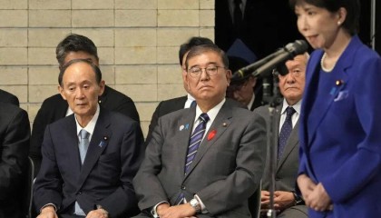 石破茂继续担任日本首相起码至……